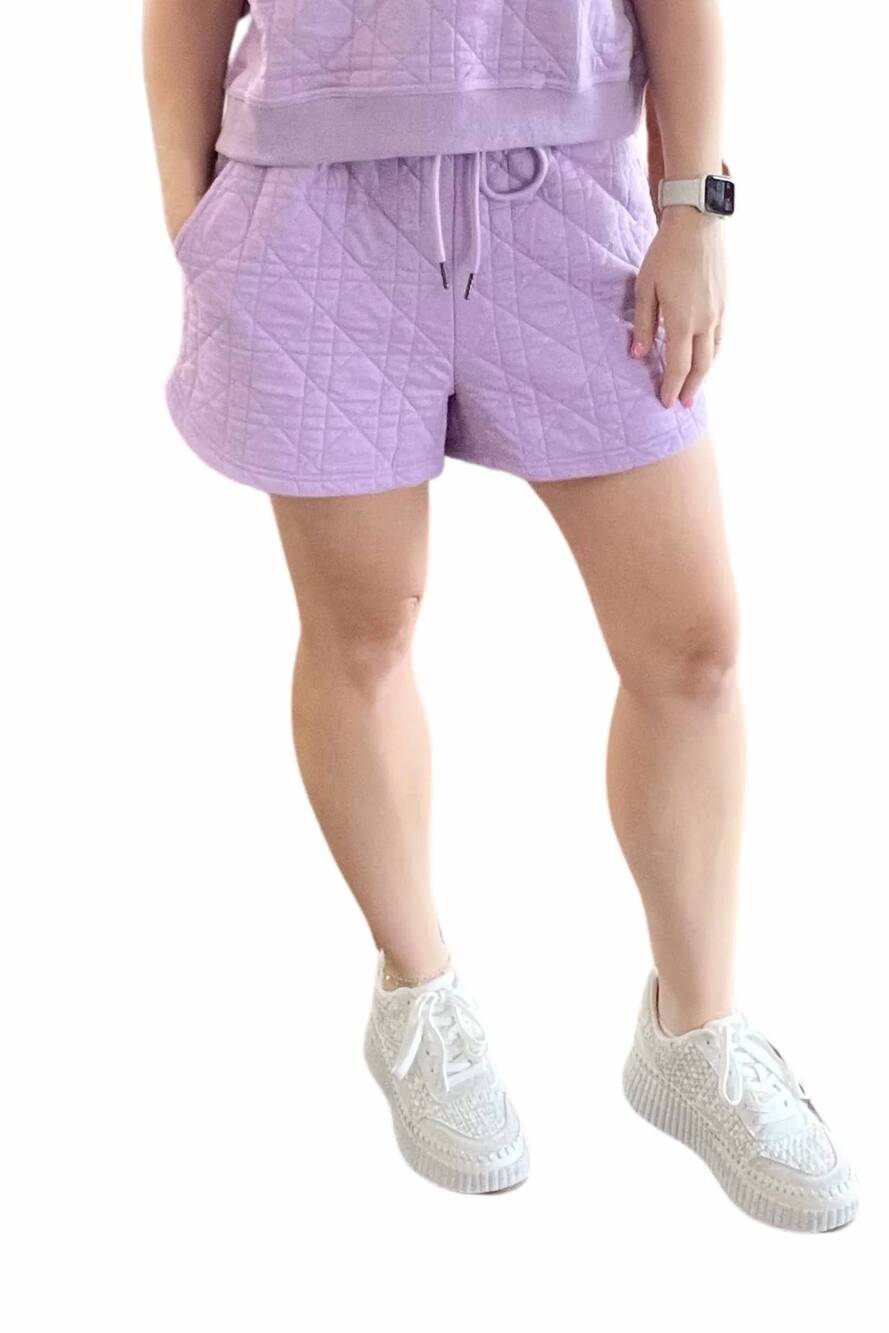 NEW ENTRO quilted drawstring waist shorts in lavender